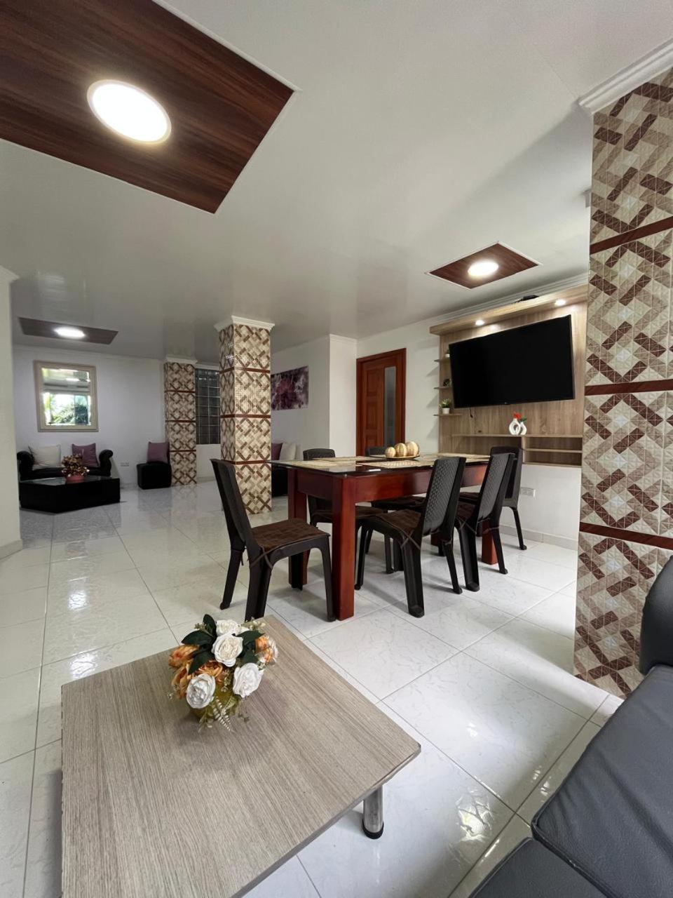 Villa Santos Apartaestudios Barranquilla  Exterior photo